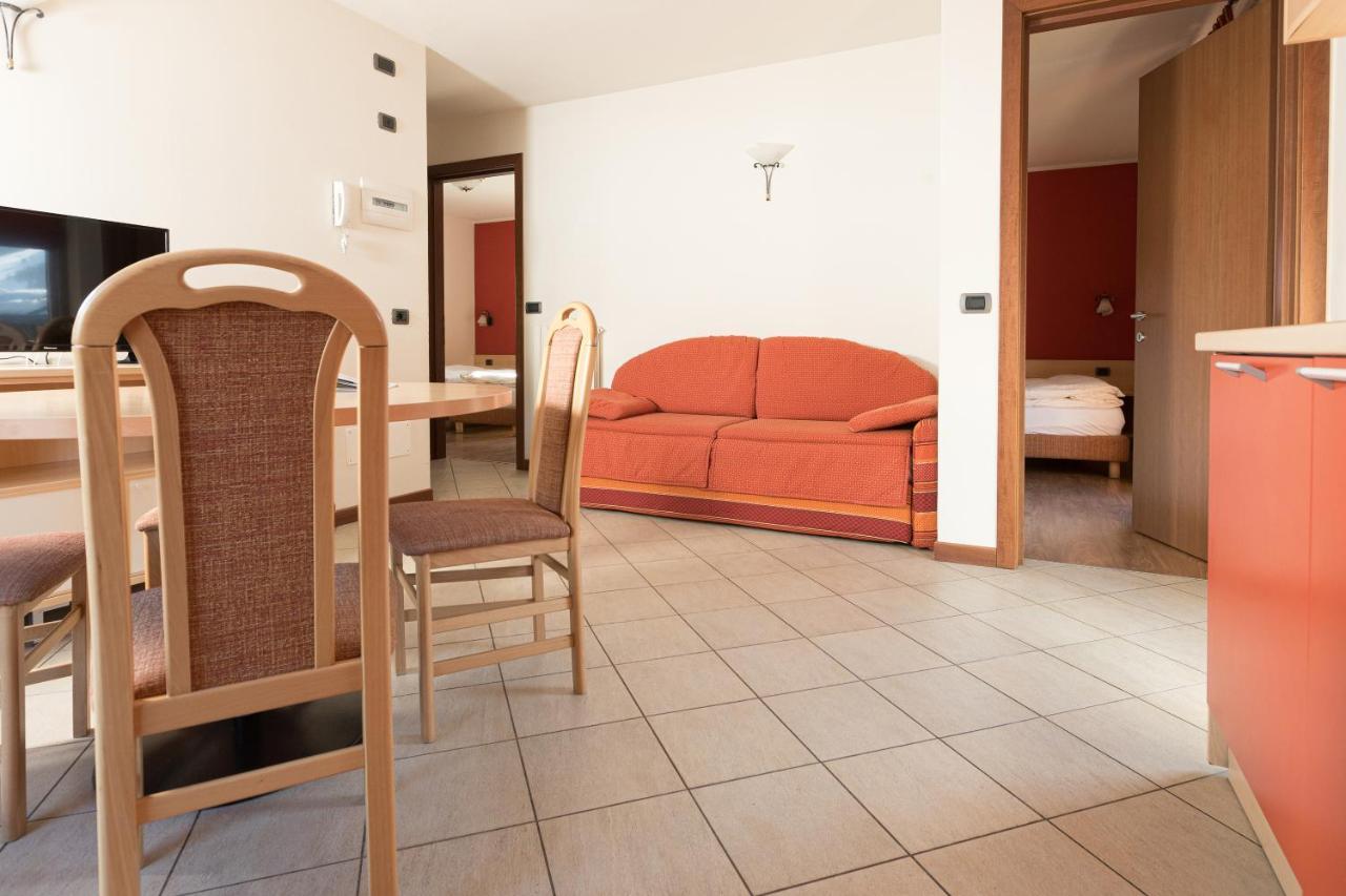 Chalet Kiara - Appartamenti Abar Livigno Buitenkant foto