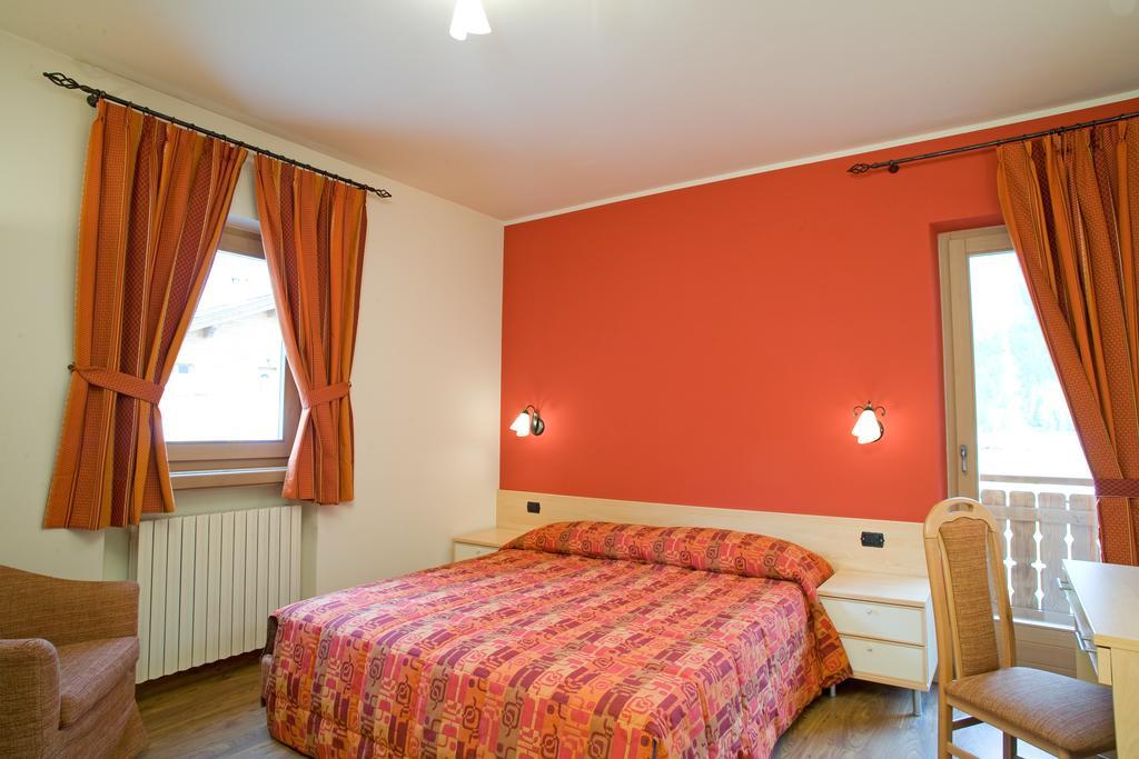Chalet Kiara - Appartamenti Abar Livigno Kamer foto